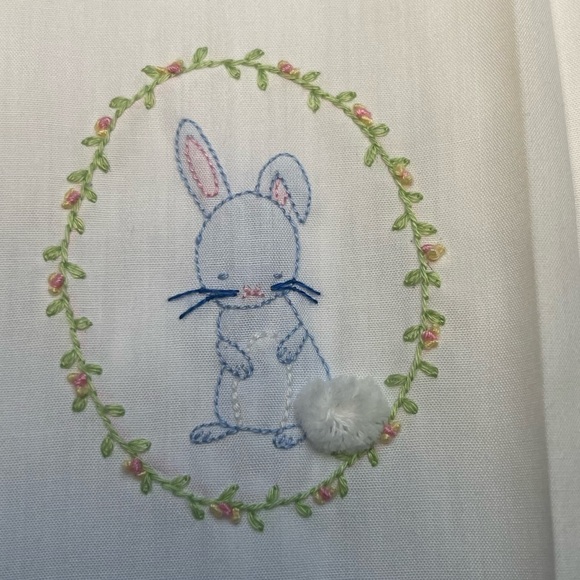 NWT Bailey Boys Shadow Embroidery Bunny Day Gown One Size - Picture 5 of 6